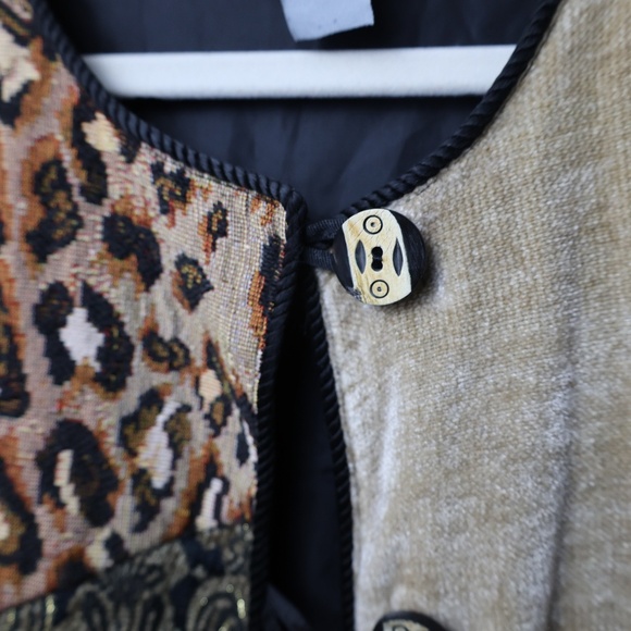 Indigo Moon Animal Print Tapestry Jacket | Mixed Print Statement Coat | Size L - Picture 4 of 7